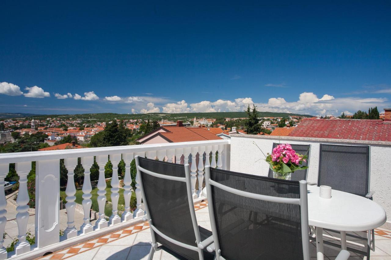 Apartments Dino Krk Town Exterior foto
